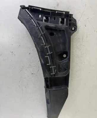 Volvo XC90 Front bumper mounting bracket 08620564