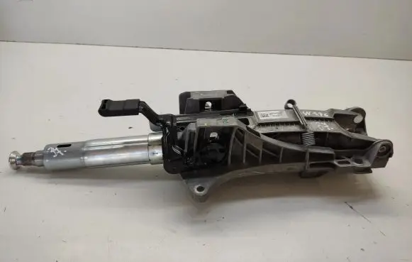 Mercedes-Benz A W176 Steering wheel axle A2464608901