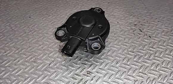 Mercedes-Benz ML W164 Camshaft vanos timing valve A2720510177