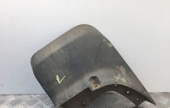 Mitsubishi L200 Rear mudguard MN117451RR