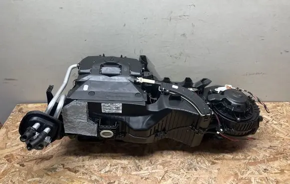 BMW 1 F20 F21 Interior heater climate box assembly T1012900T 023403861 61050003