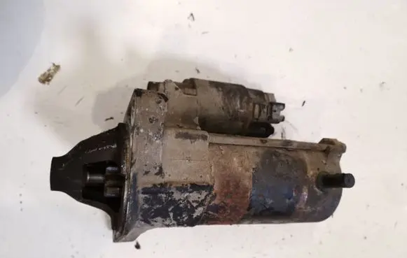 Toyota Yaris Starter motor