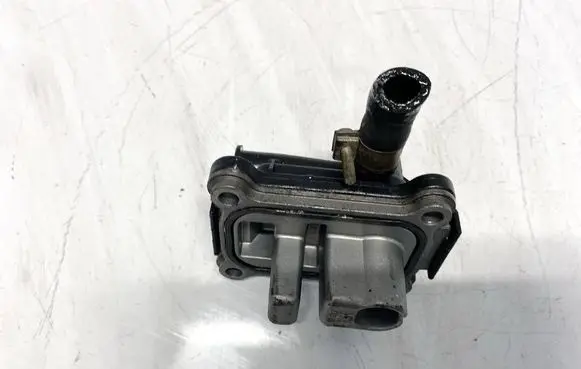 Mercedes-Benz C W202 Fuel cooler (radiator) A6110700079