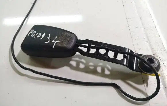 Volvo S40 Front seatbelt buckle 