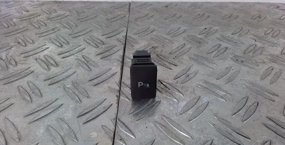 Lexus CT 200H Cruise control switch R15C251