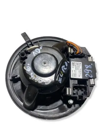 Volkswagen Golf VI Heater fan/blower 