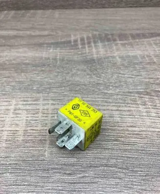Renault Espace I Other relay 12V40A03532 7700944253