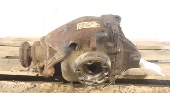 BMW X3 E83 Rear differential 7507995