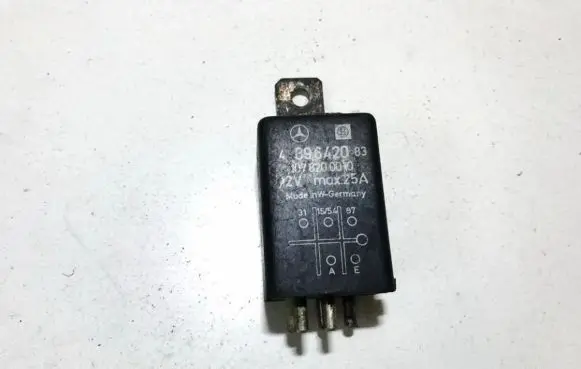 Mercedes-Benz E W124 Other relay 1078200010 896420