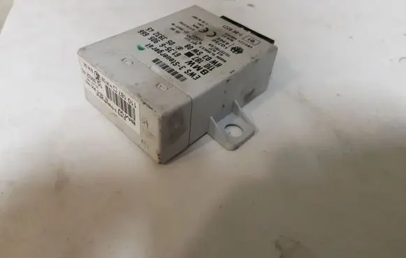 BMW 7 E38 Comfort/convenience module 6905666