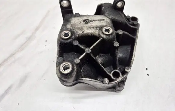 BMW X3 E83 A/C compressor mount bracket 7794614 64557794614 ALS19CU3