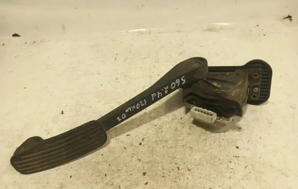 Volvo S60 Accelerator throttle pedal 30636003 6PV00853700