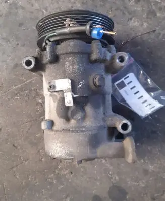 Ford Fiesta Air conditioning (A/C) compressor (pump) SD6VBLF