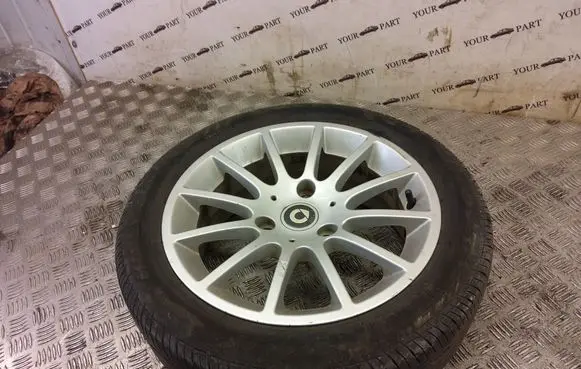 Smart ForTwo II R15 alloy rim 