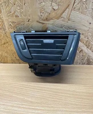 BMW 3 F30 F35 F31 Dash center air vent grill 9231970 508836