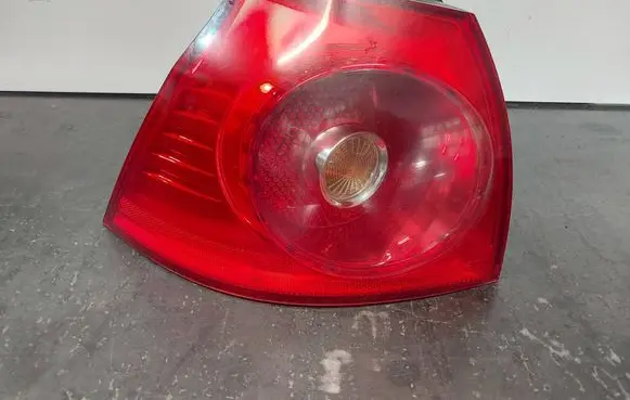 Volkswagen Golf V Rear/tail lights 1K6945095Q