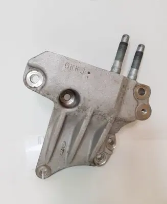 Hyundai Santa Fe Engine mounting bracket OKKJ