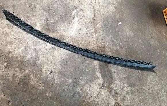 Peugeot 308 SW Wiper trim 9680337880