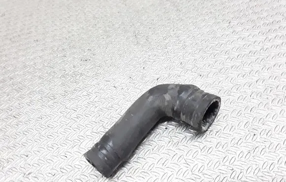 Audi A4 S4 B5 8D Engine coolant pipe/hose