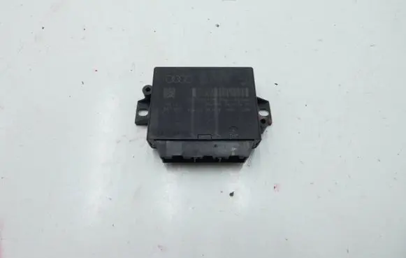 Audi A3 S3 8P Parking PDC control unit/module 8P0919475