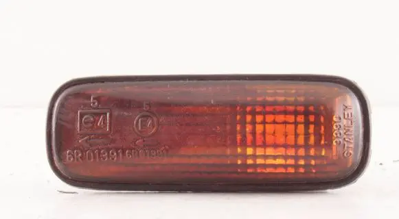 Honda Legend III KA9 Front fender indicator light 6R01391 3890