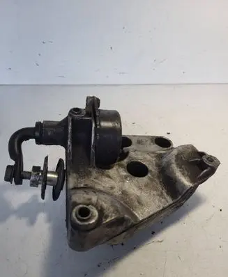 BMW 3 E90 E91 A/C compressor mount bracket 7787319