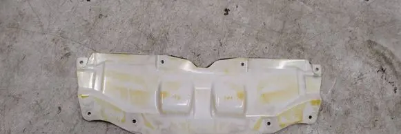 Front bumper skid plate/under tray