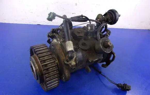 Mitsubishi Carisma Fuel injection high pressure pump