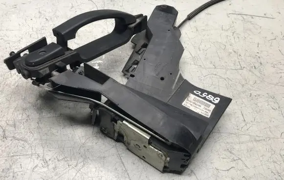 Audi A4 S4 B7 8E 8H Front door lock 2S61A219A64ABB 2S6AA21812BW 2S61A21978A