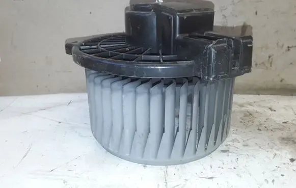 Subaru Legacy Heater fan/blower 2727000222