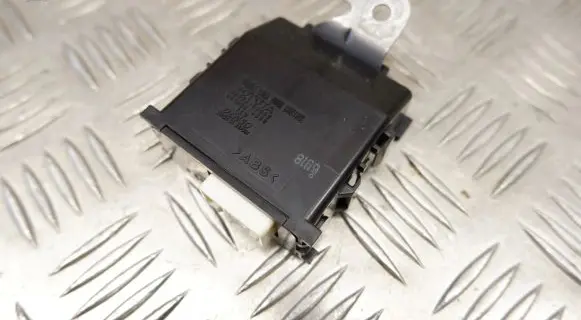 Door central lock control unit/module