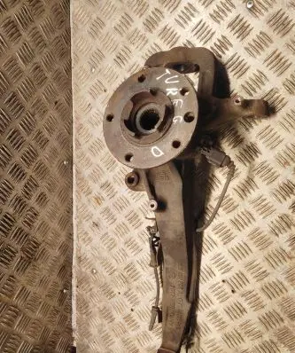 Volkswagen Touareg I Front wheel hub 7l0407258a