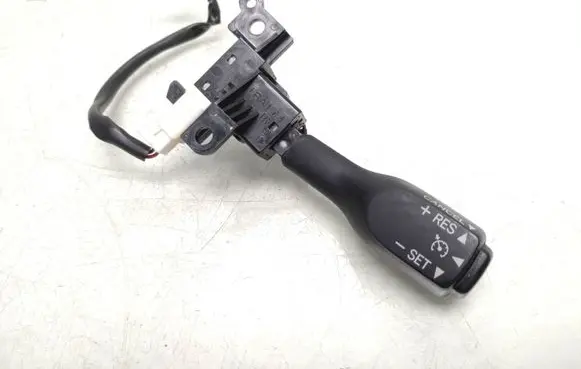 Toyota Avensis T270 Cruise control stalk 18A174