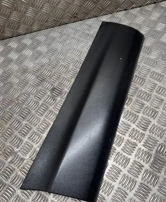 Nissan Qashqai Rear door trim (molding) 828704EA0A