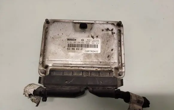 Porsche Cayenne (9PA) Engine control unit/module 022906032BT 0261207696