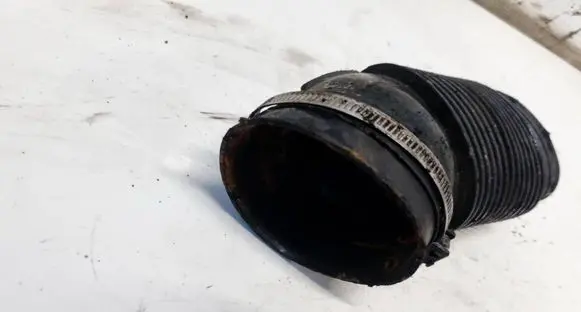 Peugeot 206 Air intake hose/pipe 9628584880