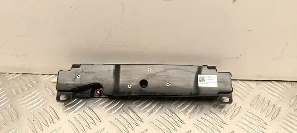 Tesla Model Y Aerial antenna amplifier 158560100E