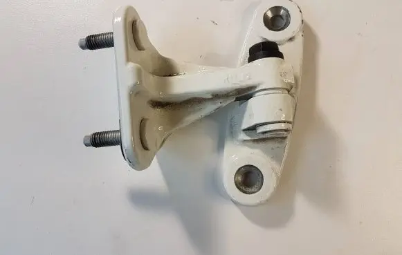 Mercedes-Benz GLK (X204) Rear door upper hinge RE14R