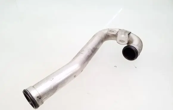 Nissan Pulsar EGR valve line/pipe/hose 744818