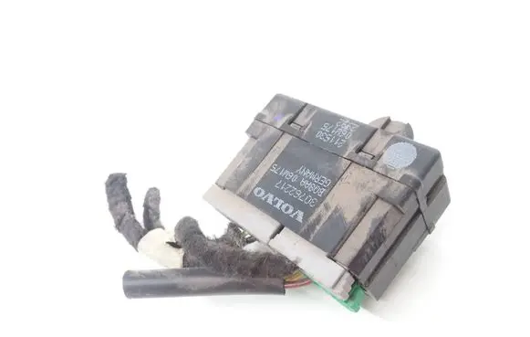 Volvo S80 Seat heating relay 30762217