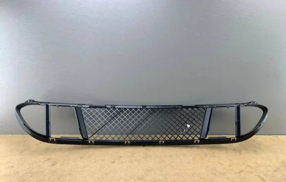 BMW 5 E60 E61 Front bumper lower grill 7896586 51117896586