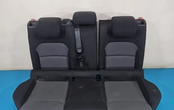 Skoda Fabia Mk4 (6VA) Second row seats IMPRK1604594