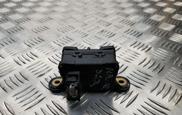 Mercedes-Benz ML W164 ESP acceleration yaw rate sensor A0045423818