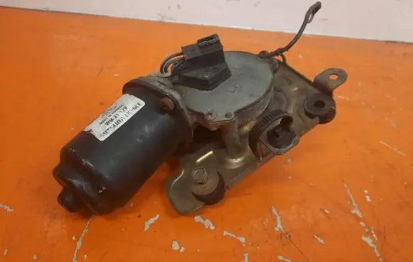 Opel Agila A Wiper motor
