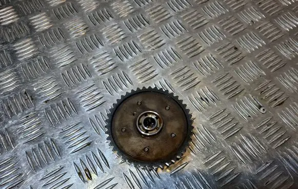 BMW 6 F12 F13 Other engine bay part 13610513DE