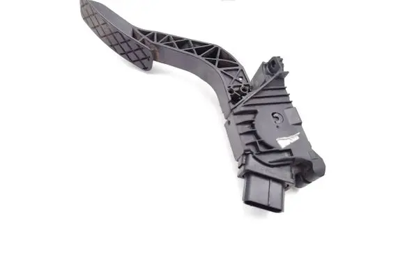 Skoda Octavia Mk3 (5E) Accelerator throttle pedal 5Q2723503D 6PV010621