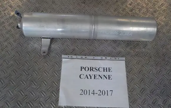 Porsche Cayenne (92A) Air suspension tank/reservoir 7P0616201A