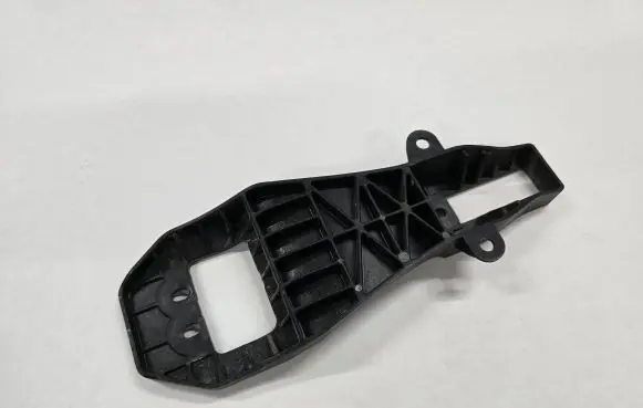 Mazda CX-7 Rear door exterior handle/bracket EG2172412 K6805