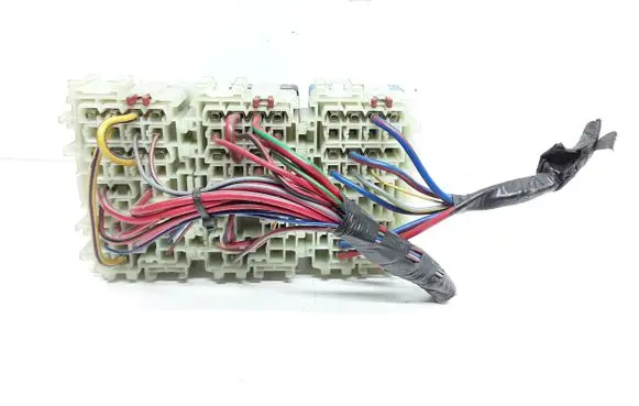 Volvo S80 Fuse module