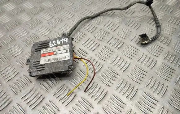 Skoda Octavia Mk3 (5E) Headlight ballast module Xenon 8K0941597B